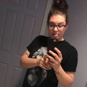 Meet your Posher, Jenna